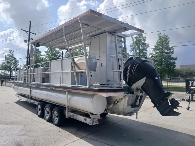 Slide: The Image of Custom 32 Tri Toon 2012 - 3