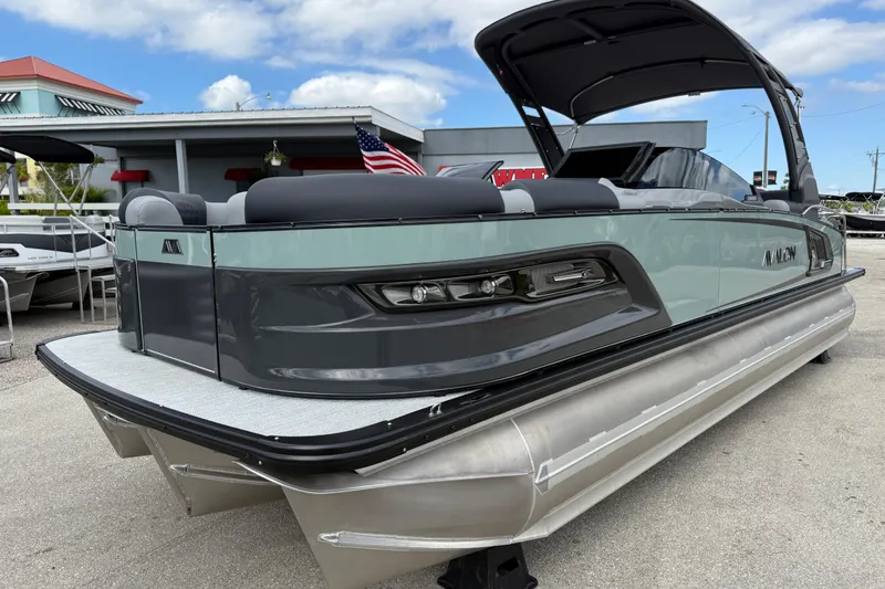 The Image of 2026 Avalon 2585 Excalibur LTD Tri Toon boat with Mercury 400hp V-10 Verado engine. - 1