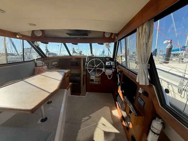 Slide: The Image of Bayliner 3288 Motoryacht 1995 - 19