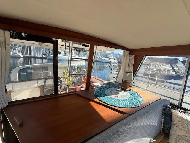 Slide: The Image of Bayliner 3288 Motoryacht 1995 - 21