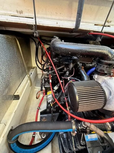 Slide: The Image of Bayliner 3288 Motoryacht 1995 - 52