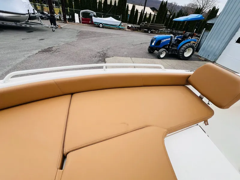 Slide: The Image of Skeeter SX 2550 Family 2024 - 33