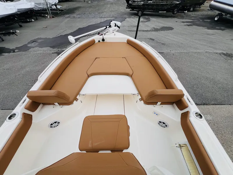 Slide: The Image of Skeeter SX 2550 Family 2024 - 35