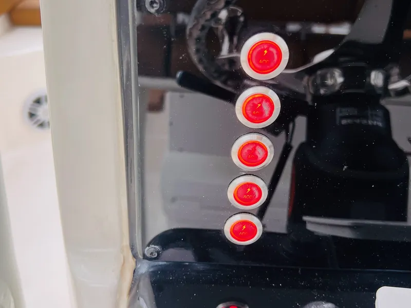 Slide: The Image of Skeeter SX 2550 Family 2024 - 40