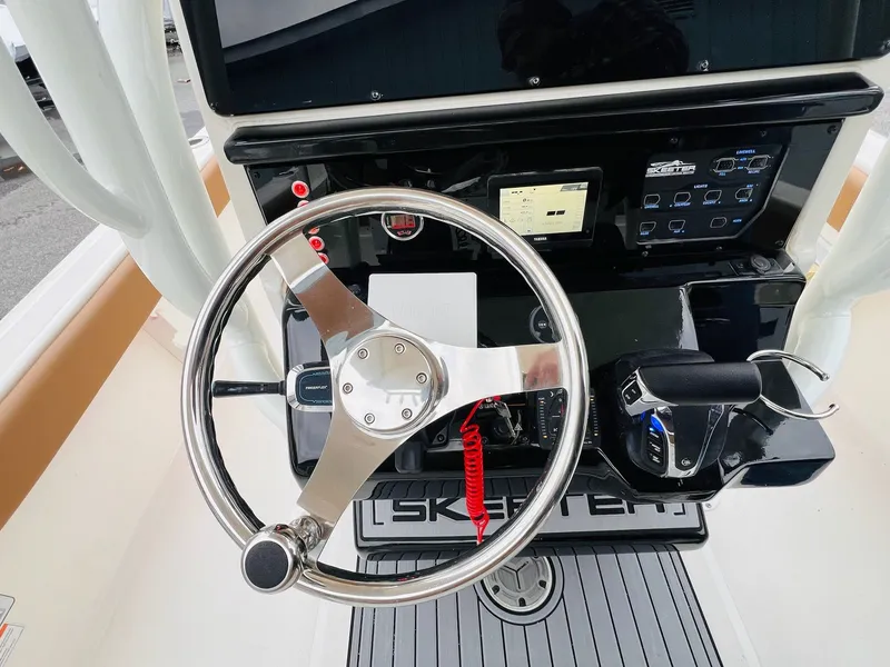 Slide: The Image of Skeeter SX 2550 Family 2024 - 47