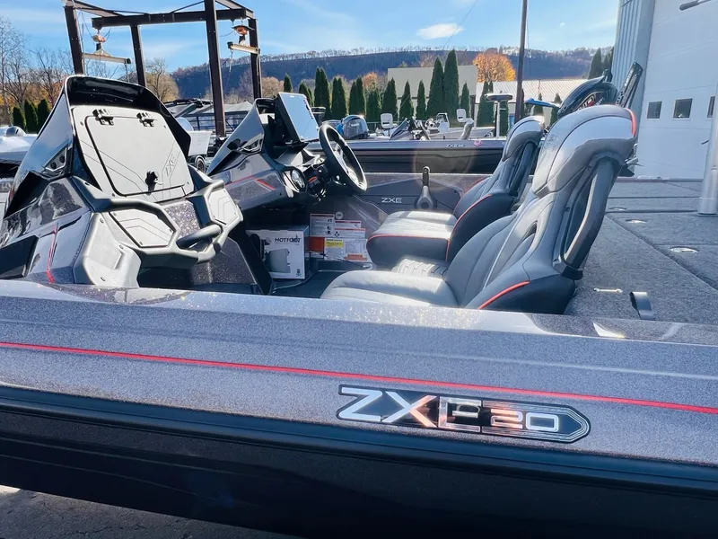 Slide: The Image of Skeeter ZXE20 2026 - 43