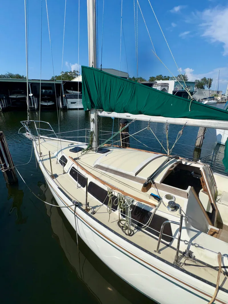 The Image of Catalina 30 1987 - 0