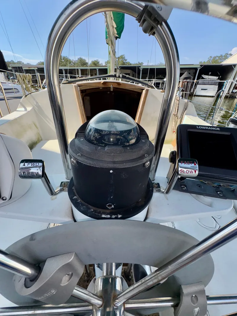 Slide: The Image of Catalina 30 1987 - 18