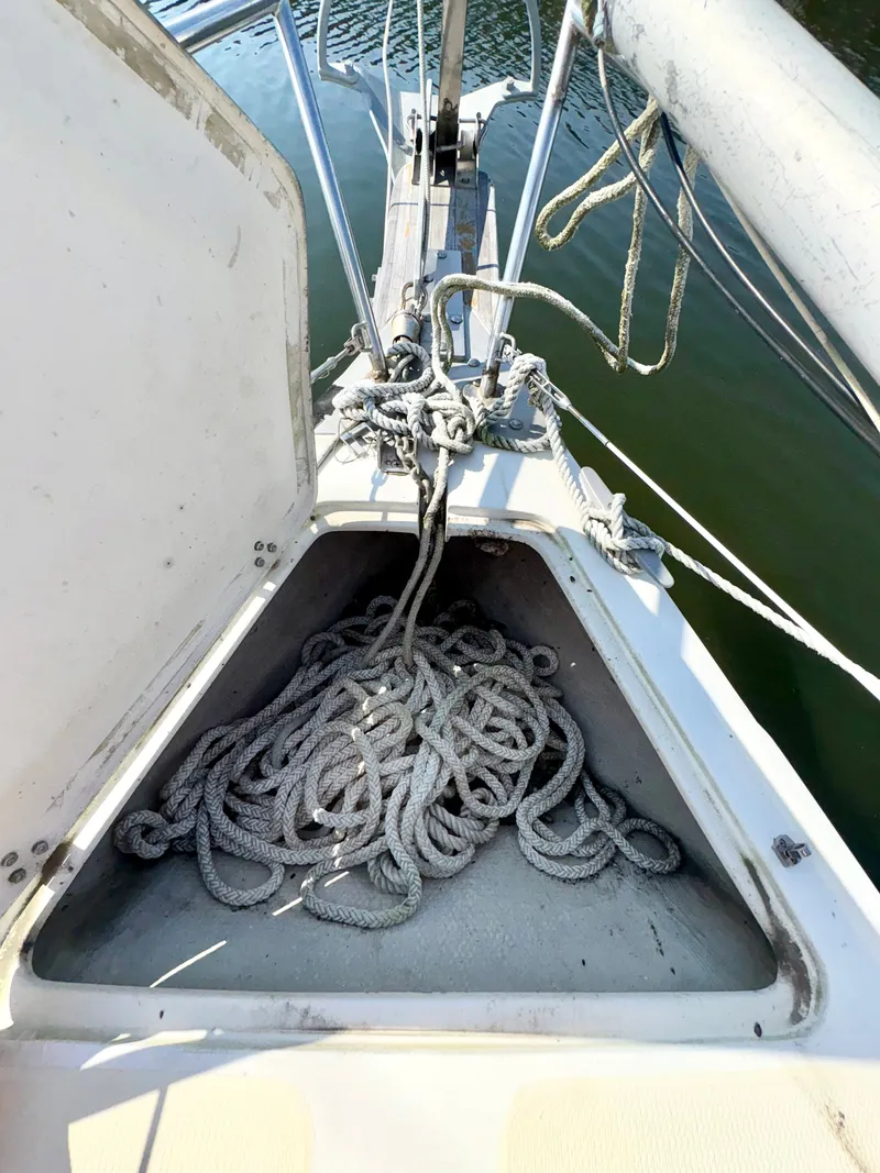 Slide: The Image of Catalina 30 1987 - 31