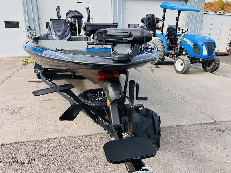 Slide: The Image of Skeeter ZXR 20 - DEMO DISCOUNT 2025 - 17