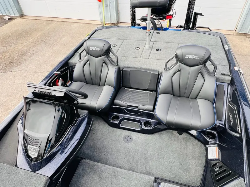 Slide: The Image of Skeeter ZXR 20 - DEMO DISCOUNT 2025 - 22