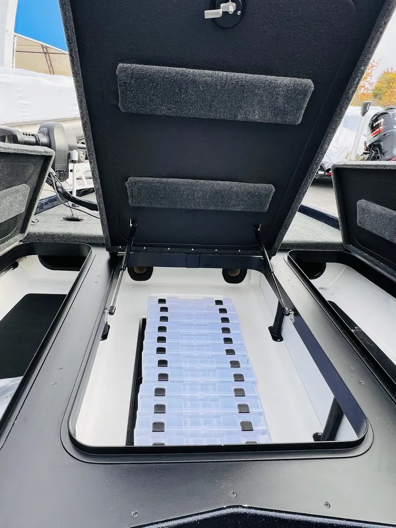 Slide: The Image of Skeeter ZXR 20 - DEMO DISCOUNT 2025 - 36