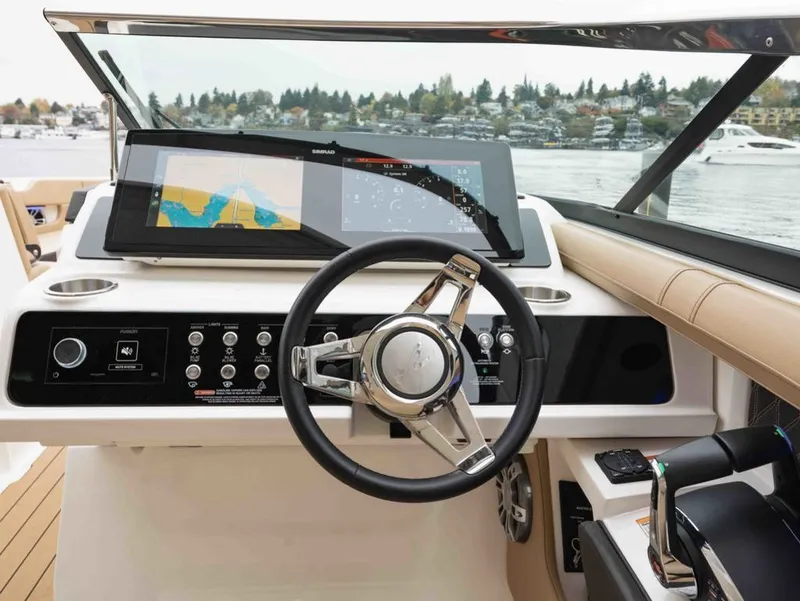 Slide: The Image of Sea Ray SLX 310 2023 - 14