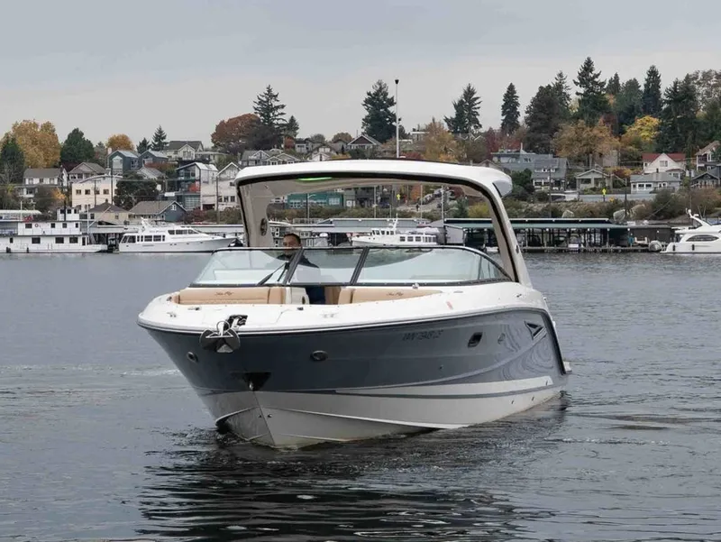 Slide: The Image of Sea Ray SLX 310 2023 - 4