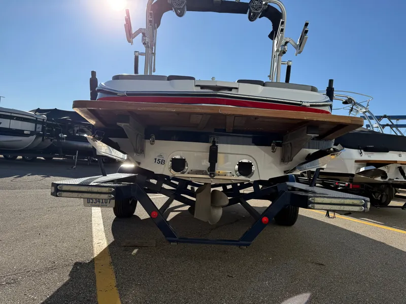 Slide: The Image of MasterCraft X2 2016 - 7