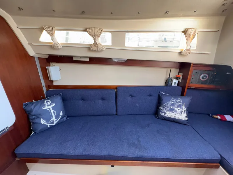 Slide: The Image of Catalina 27 1988 - 4