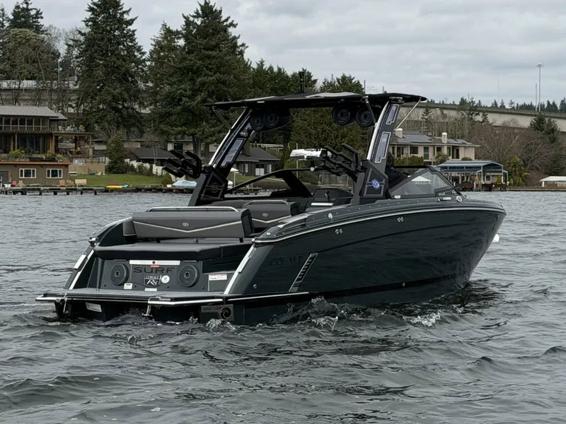 Slide: The Image of Cobalt R8 Surf 2026 - 5