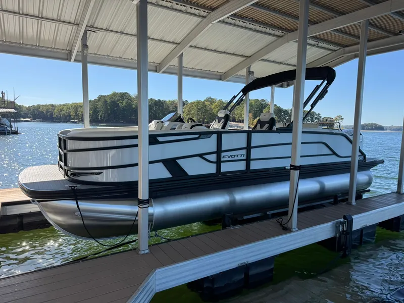 Slide: The Image of Evotti 723CS 2026 - 10