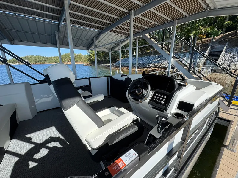 Slide: The Image of Evotti 723CS 2026 - 17