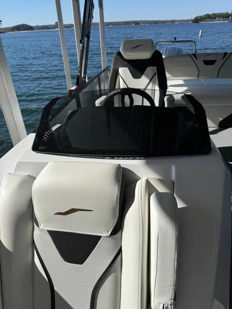 Slide: The Image of Evotti 723CS 2026 - 3