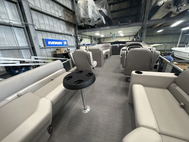 Slide: The Image of Sweetwater 2286 SBX 2026 - 15