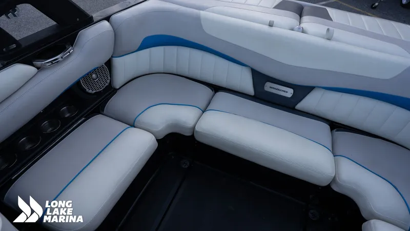 Slide: The Image of Malibu 22mxz 2012 - 13