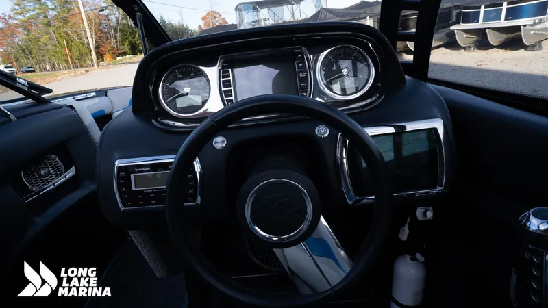 Slide: The Image of Malibu 22mxz 2012 - 16