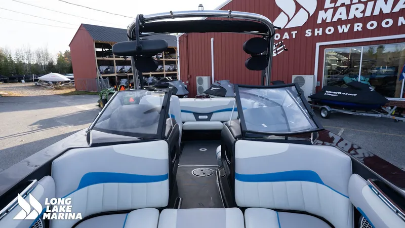 Slide: The Image of Malibu 22mxz 2012 - 19