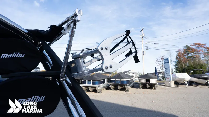 Slide: The Image of Malibu 22mxz 2012 - 22