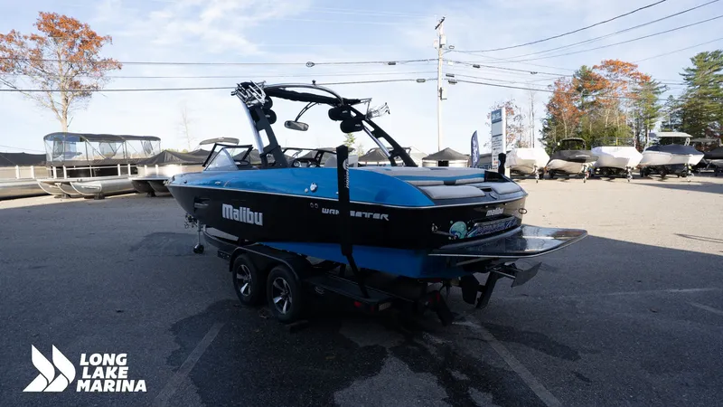 Slide: The Image of Malibu 22mxz 2012 - 6