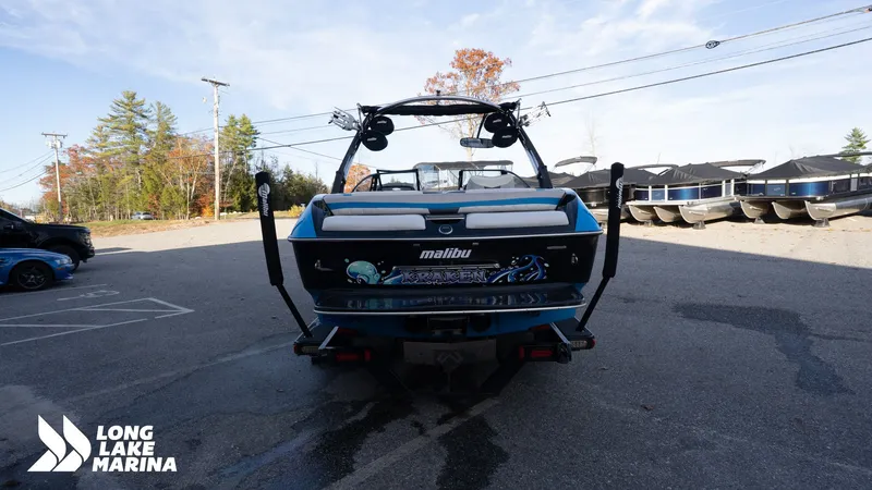 Slide: The Image of Malibu 22mxz 2012 - 7