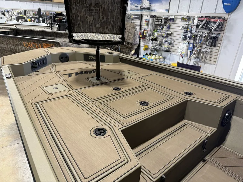 Slide: The Image of Thor LAKE HAMMER 1900 CC 2026 - 4