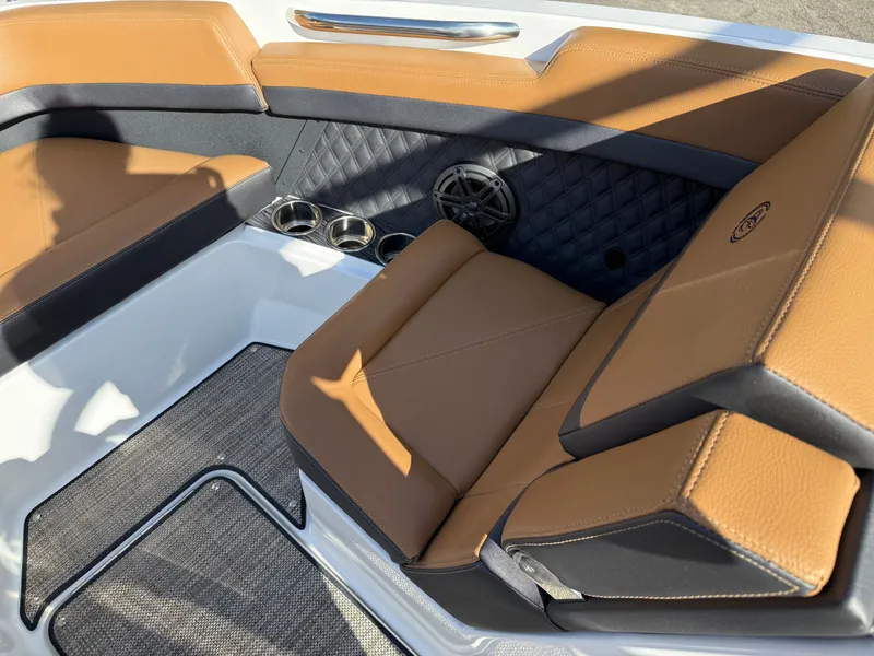 Slide: The Image of Cobalt R6 2026 - 908