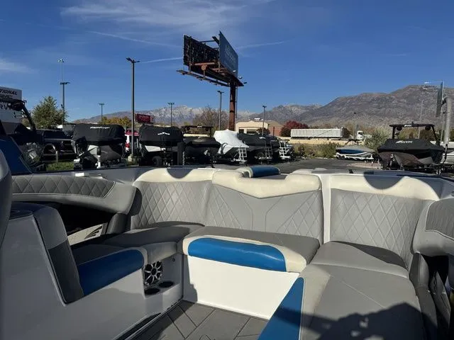 Slide: The Image of Tigé Z3 2018 - 13