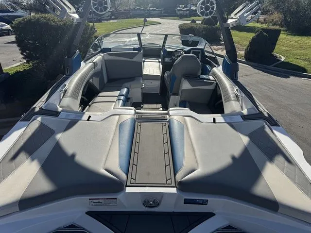 Slide: The Image of Tigé Z3 2018 - 9