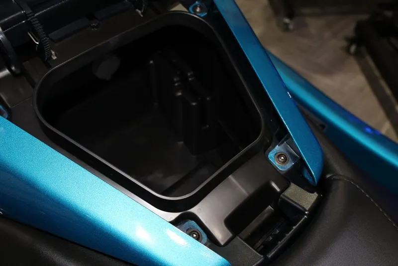 Slide: The Image of Yamaha FX Cruiser SVHO® 2026 - 14