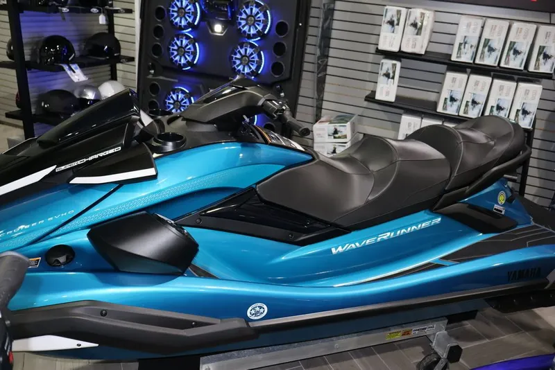 Slide: The Image of Yamaha FX Cruiser SVHO® 2026 - 3