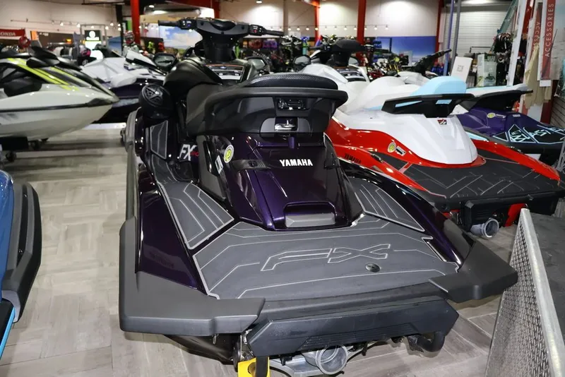 Slide: The Image of Yamaha FX SVHO® 2026 - 4