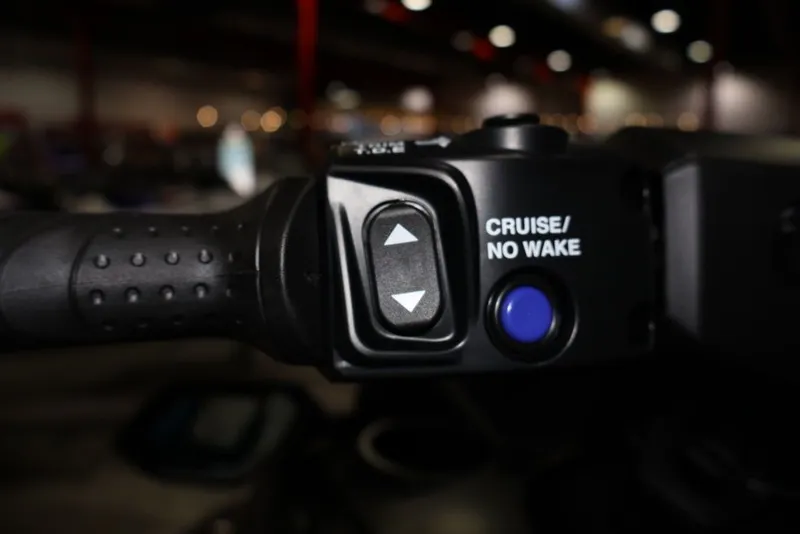 Slide: The Image of Yamaha FX SVHO® 2026 - 7