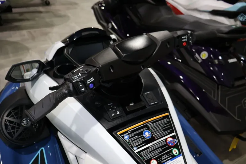 Slide: The Image of Yamaha FX® HO with Audio 2026 - 3