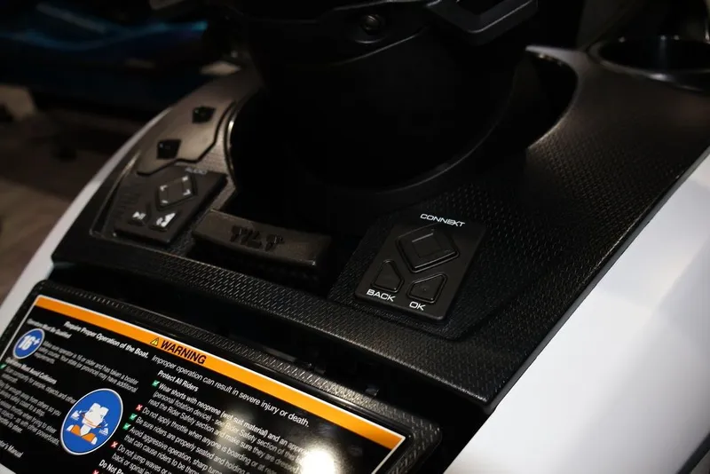 Slide: The Image of Yamaha FX® HO with Audio 2026 - 7