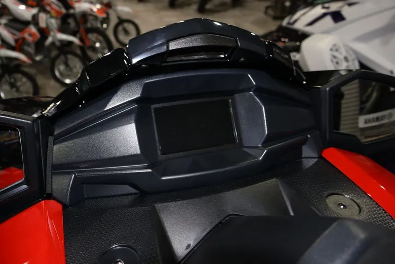 Slide: The Image of Yamaha VX® Deluxe with Audio 2026 - 4