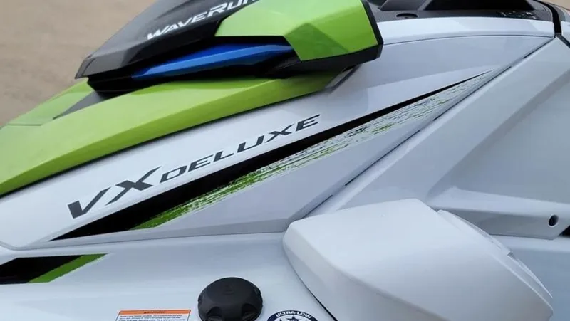 Slide: The Image of Yamaha VX® Deluxe with Audio 2026 - 10