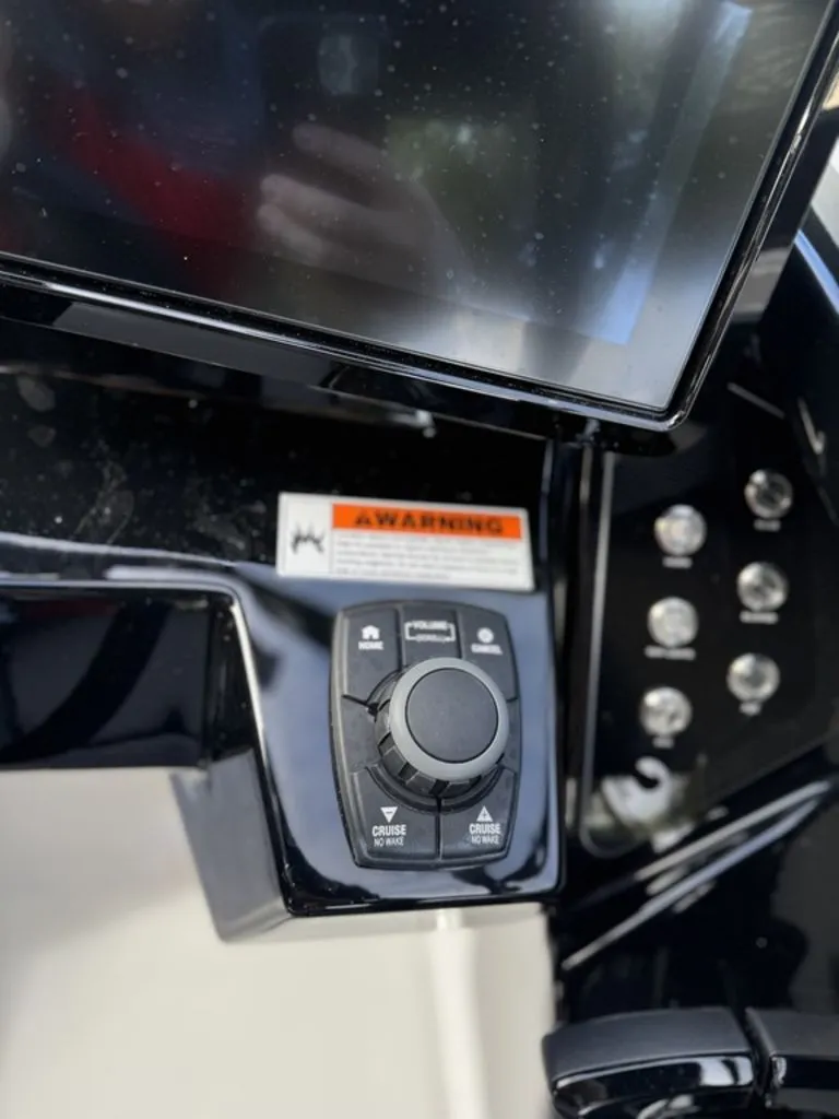 Slide: The Image of Yamaha 255XD 2026 - 22