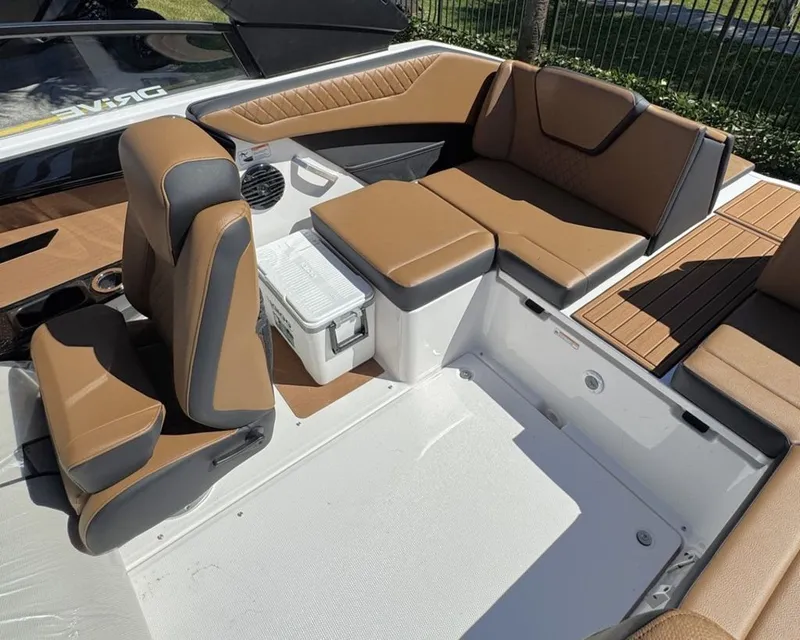 Slide: The Image of Yamaha 222SD 2026 - 11