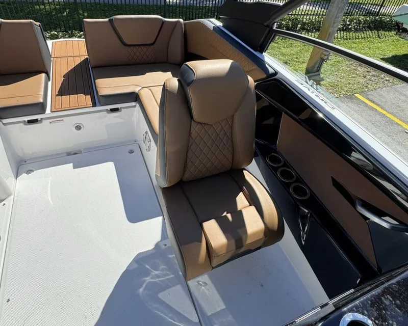 Slide: The Image of Yamaha 222SD 2026 - 12