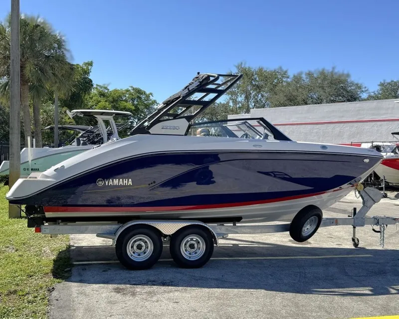 Slide: The Image of Yamaha 222SD 2026 - 6