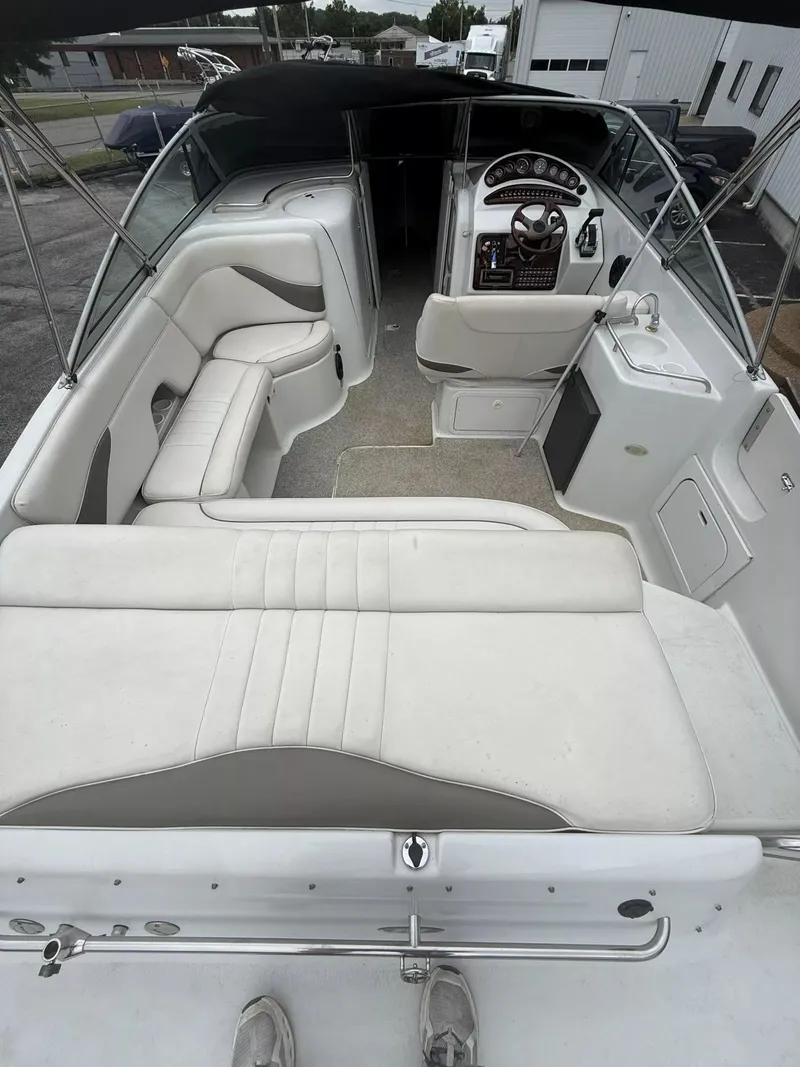Slide: The Image of Crownline Boats 288BR 2005 - 10