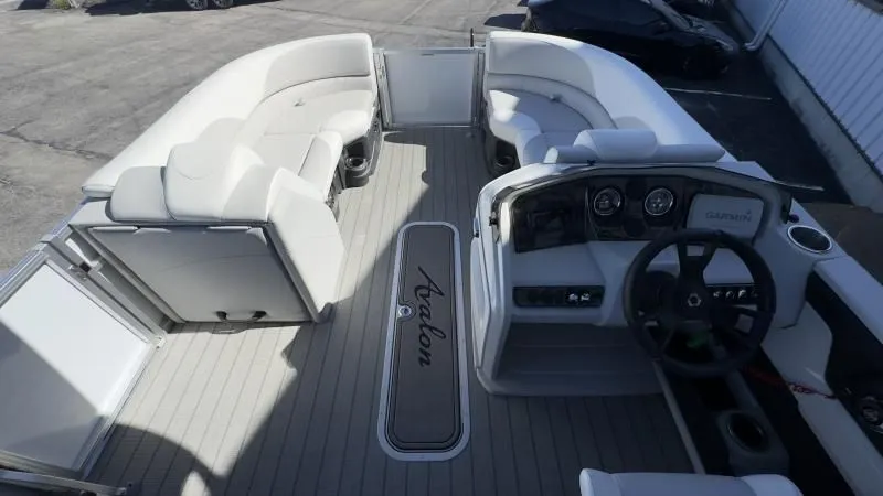 Slide: The Image of Avalon LSZ QL 2024 - 14