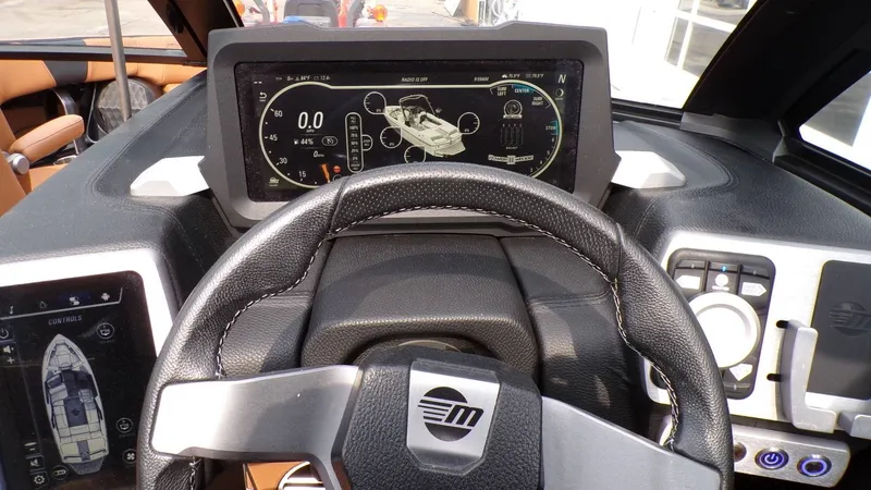 Slide: The Image of Malibu Wakesetter 23 LSV 2023 - 15